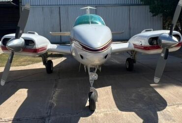 Beechcraft E55 – Baron 55
