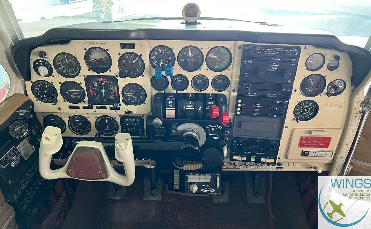 Beechcraft E55 – Baron 55