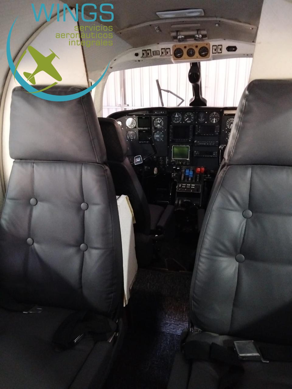 Piper PA-31-325 Navajo