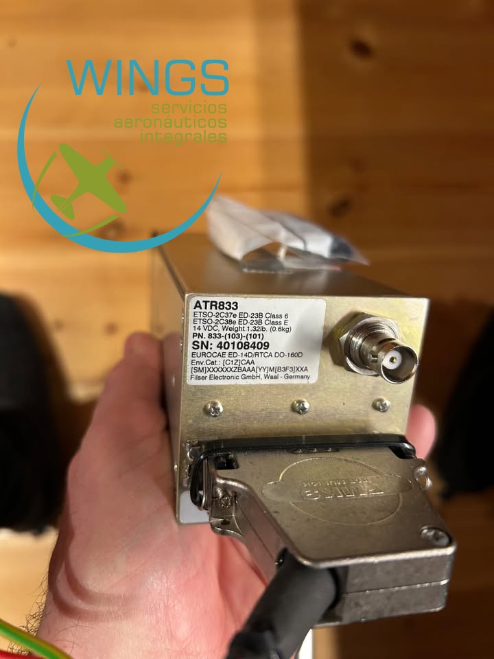 Radio ATR 833 z Formularzem EASA 1