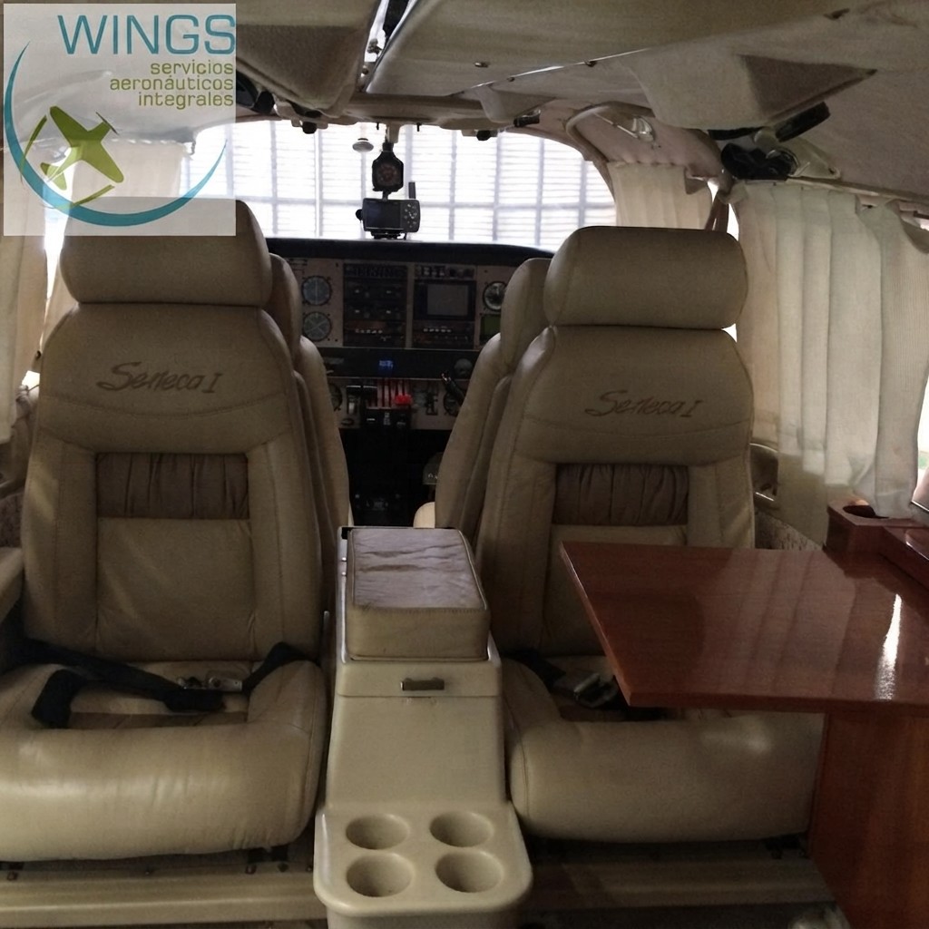 Piper PA-34-200 Seneca