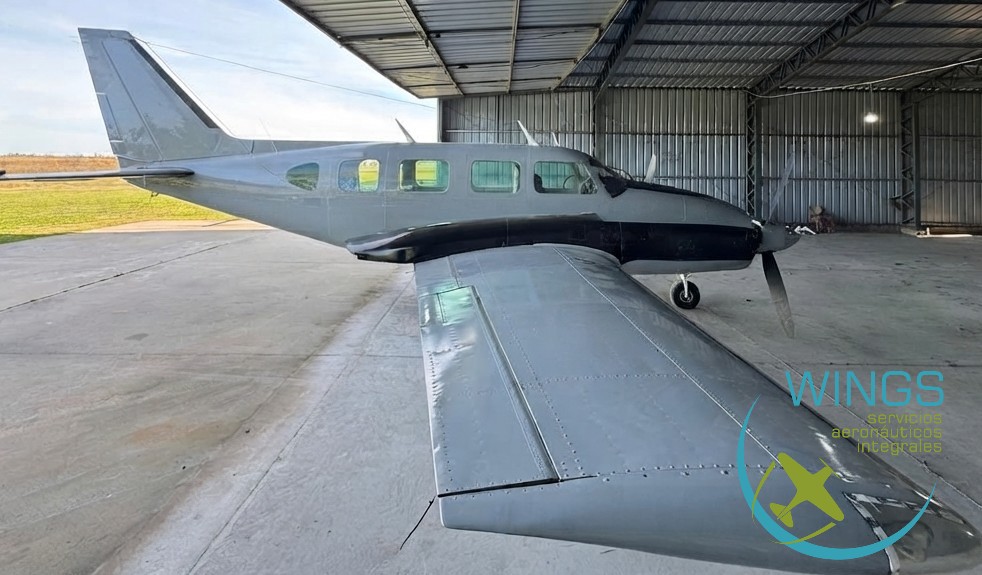Piper PA-31-325 Navajo