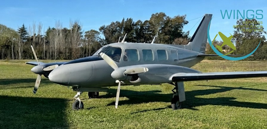 Piper PA-31-325 Navajo