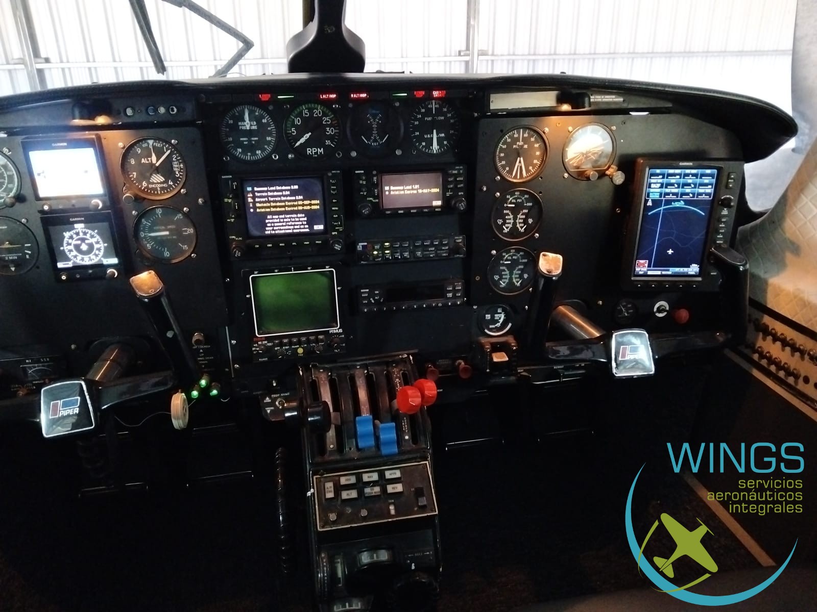 Piper PA-31-325 Navajo