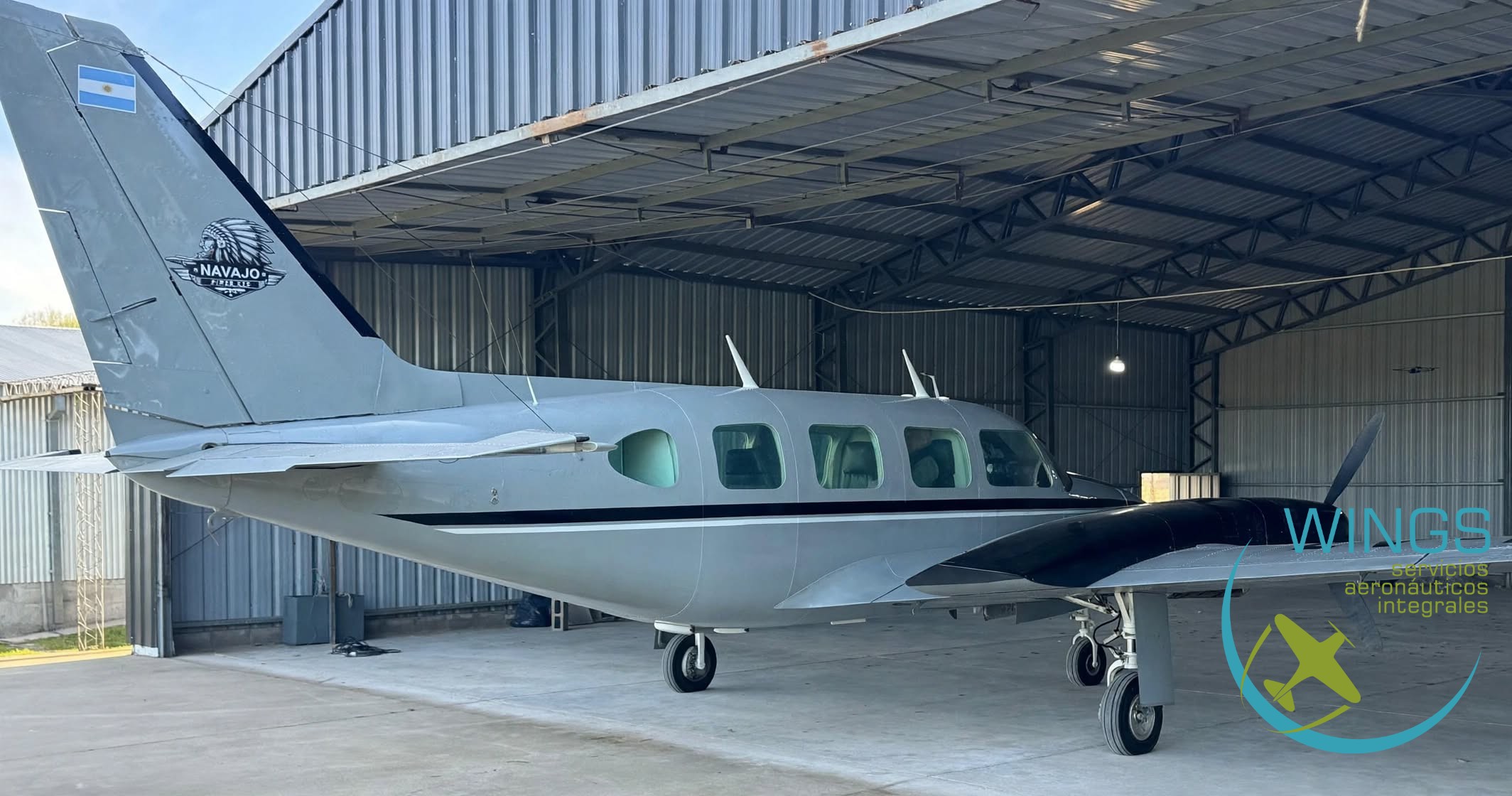 Piper PA-31-325 Navajo