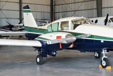 Piper PA-23-250 Azteca