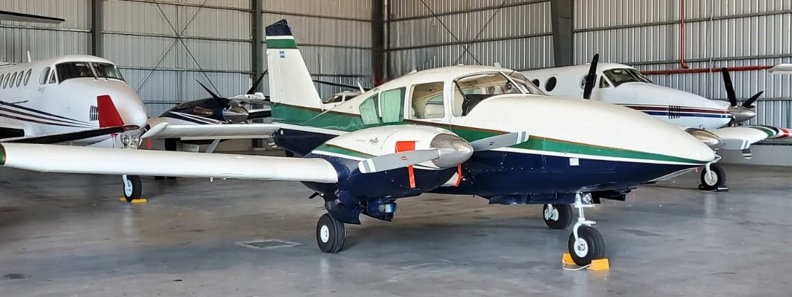 Piper PA-23-250 Azteca