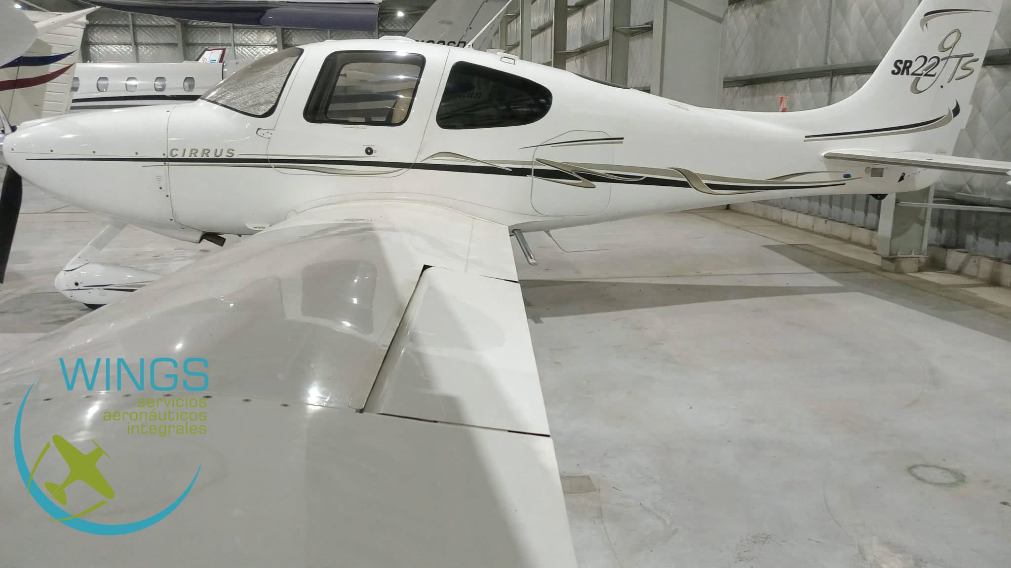 Cirrus SR22-G2